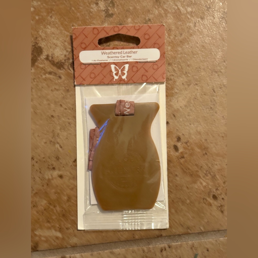 Scentsy Weathered Leather Scented Air Freshener